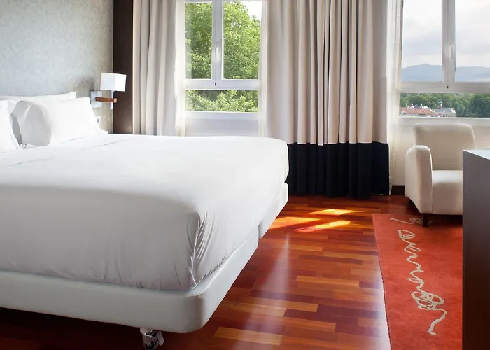 Nh Canciller Ayala Hotel