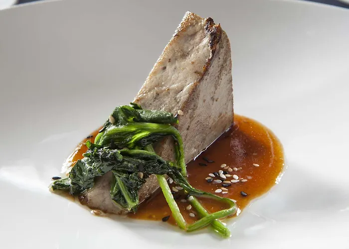 Nh Canciller Ayala Hotel