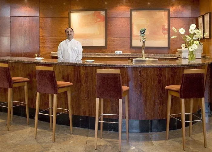 Nh Canciller Ayala Hotel