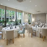 Hotel Nh Canciller Ayala