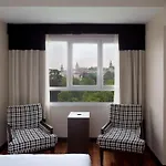 Hotel Nh Canciller Ayala