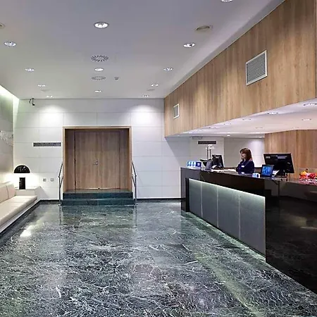 Hotel Nh Canciller Ayala 4*