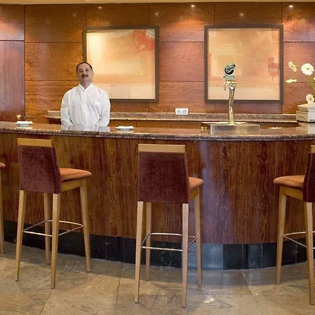 Nh Canciller Ayala Hotel