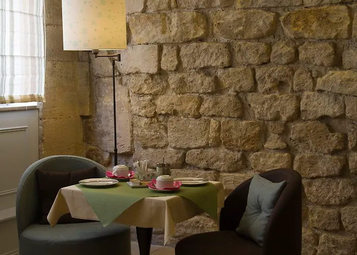 Nh Canciller Ayala 4*