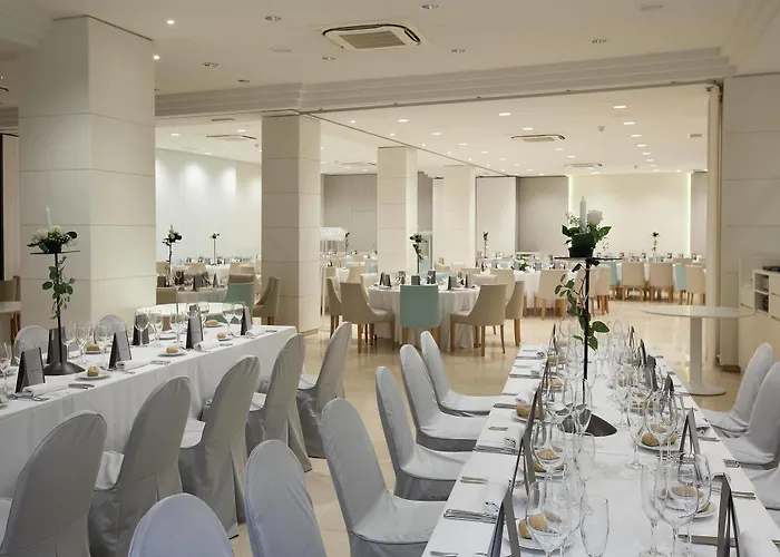 Nh Canciller Ayala 4*