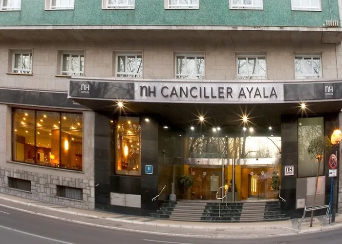 Nh Canciller Ayala Hotel 4*